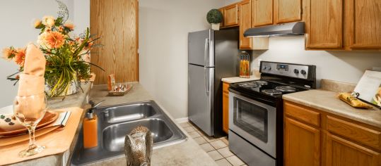 Kitchen at MAA Murfreesboro luxury apartment homes in Nashville, TN