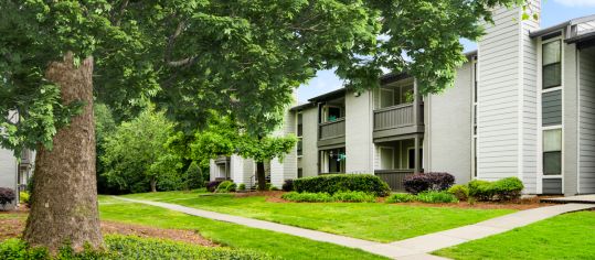 Exterior at MAA Park luxury apartment homes in Hermitage, TN