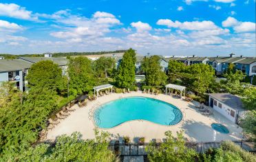 Aerial Pool at MAA Sam Ridley in Nashville, TN