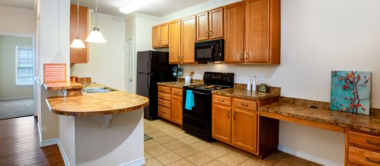 Kitchen at Colonial Grand at Canyon Creek luxury apartment homes in Austin, TX