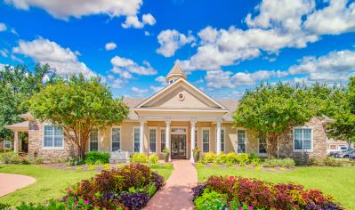 MAA Ashton Oaks Exterior Austin TX Apartments