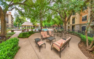 Poolside Patio at MAA Quarry Oaks in Austin, TX