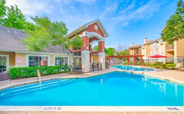 Pool at MAA Sierra Vista luxury apartment homes in Austin, TX