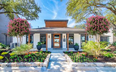 Leasing Office at MAA East Austin luxury apartment homes in Austin, TX