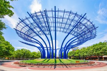 Sculpture at MAA Addison Circle in Dallas, TX