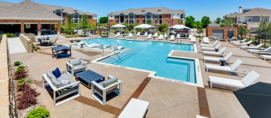 Pool 2 at MAA Copper Ridge luxury apartment homes in Dallas, TX