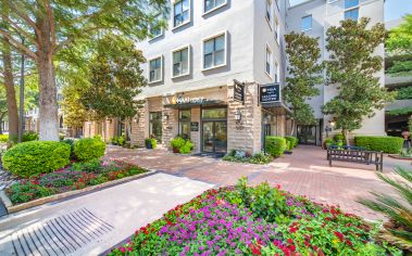 Signage in MAA Legacy luxury apartment homes in Plano, TX