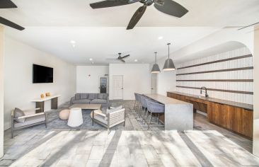 Courtyard lounge at MAA Legacy luxury apartment homes in Plano, TX