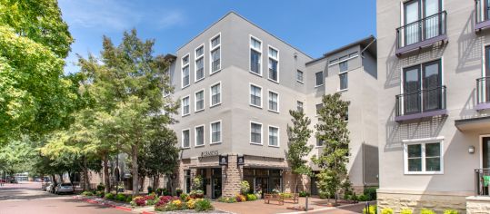 Exterior Day at MAA Legacy luxury apartment homes in Dallas, TX