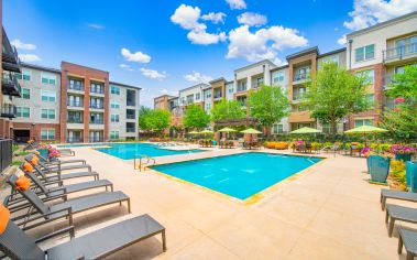 Pool at MAA Market Center Plano, TX Apartment Homes