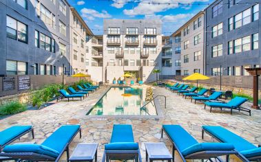 Pool at MAA Medical District luxury apartment homes in Dallas, TX