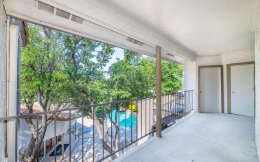 Private balcony at MAA Remington Hills luxury apartment homes in Irving, TX