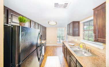 Kitchen at MAA Remington Hills luxury apartment homes in Irving, TX