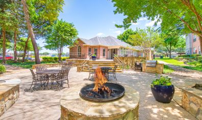 Fire pit at MAA Shoal Creek  luxury apartment homes in Dallas, TX