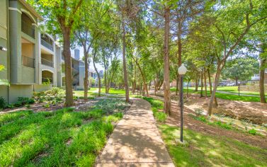 Grounds at MAA Shoal Creek  luxury apartment homes in Dallas, TX