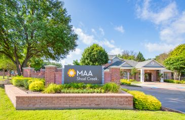 Sign at MAA Shoal Creek  luxury apartment homes in Dallas, TX