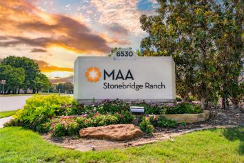 Signage at MAA Stonebridge Ranch luxury apartment homes in McKinney, TX