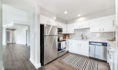 Kitchen at MAA Worthington luxury apartment homes in Dallas, TX