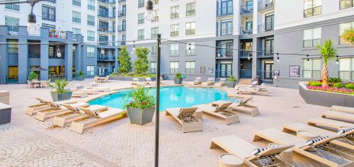 Pool at MAA Worthington luxury apartment homes in Dallas, TX