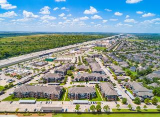 Grounds at MAA Grand Cypress luxury apartment homes in Houston, TX