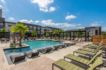 Pool at MAA Park Point in Houston, TX