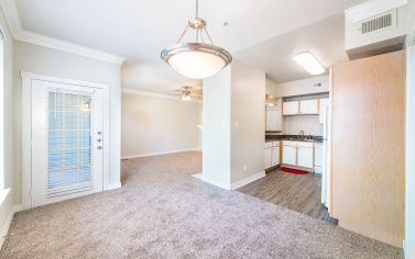 Dining room at MAA Ranchstone luxury apartment homes in Houston, TX