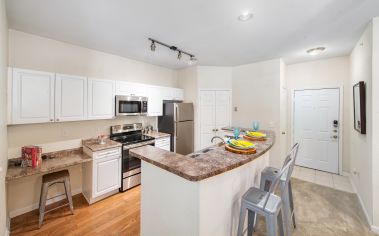 Kitchen at MAA Adalay Bay in Chesapeake, VA