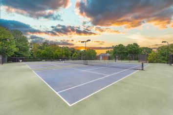 Tennis at MAA Tysons Corner luxury apartment homes in Mclean, VA