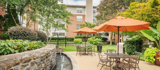 Grill seating area at Post Tyson's Corner luxury apartment homes in McLean, VA Near Washington DC