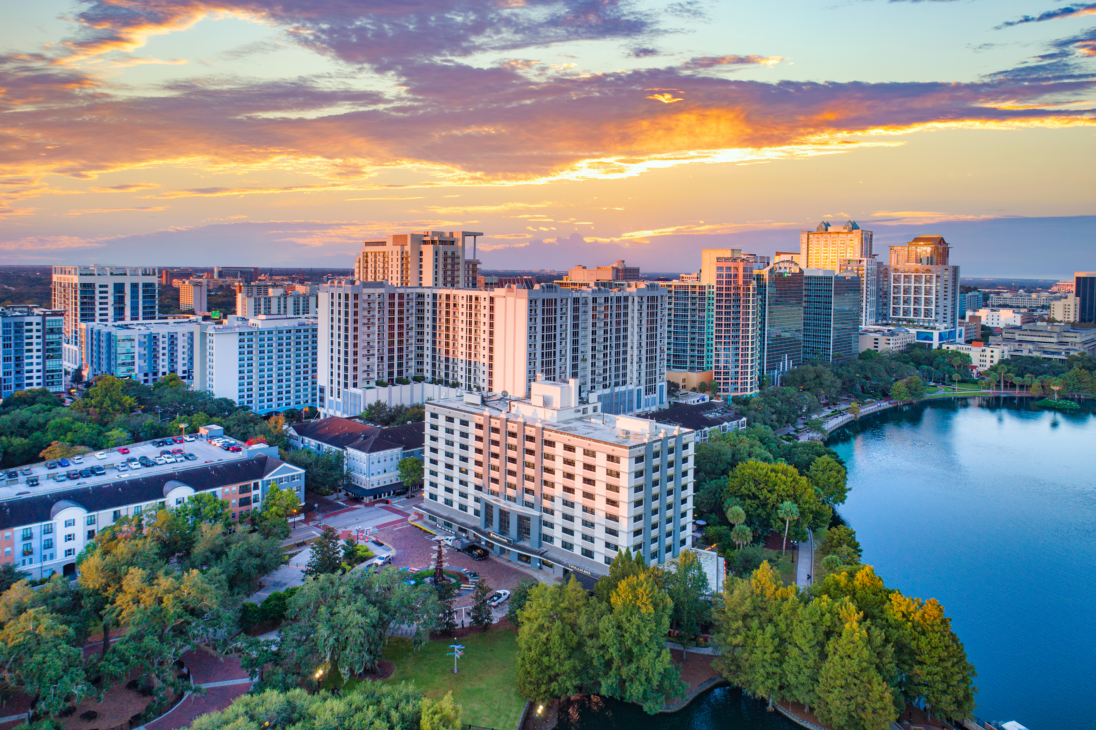 MAA Parkside  Luxury Self Guided Apartment Tours in Downtown Orlando