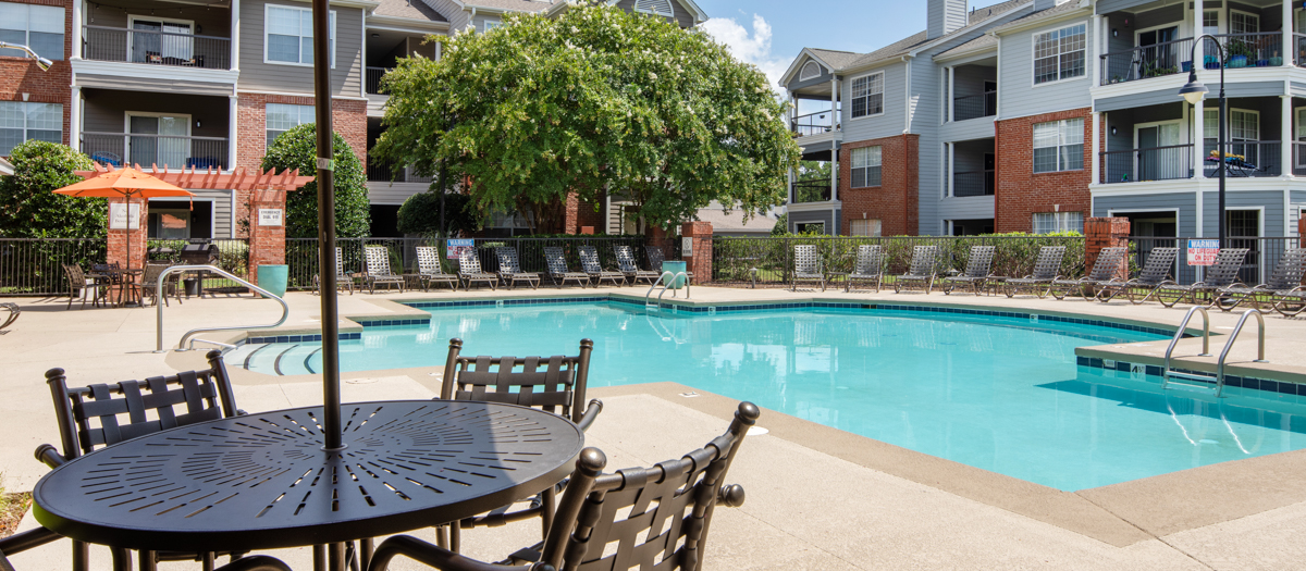 Colonial Grand At Patterson Place Luxury Apartments In Durham