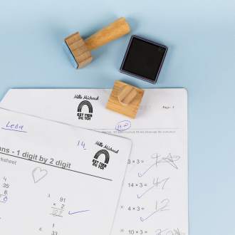 Étampe en bois personnalisé pour enseignant  vignette 4