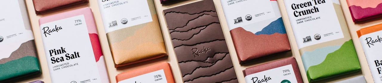 Pure Cacao & Strawberry & Coconut 80% Dark Chocolate – Raaka Chocolate