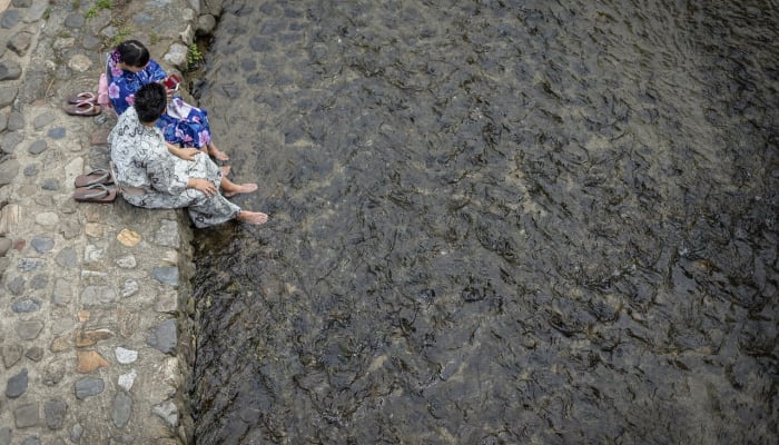 Aoquzwbailocm6j5o0qz