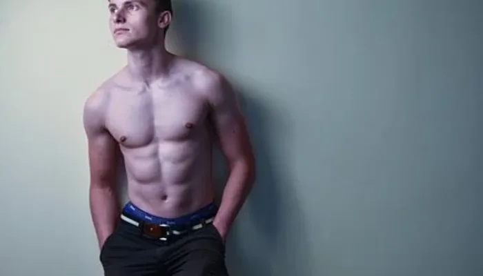 Dnidgftshjuwy7t27wf2