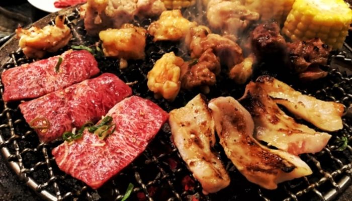 初デートで焼肉はありorなし 男性心理やその意味を徹底解説