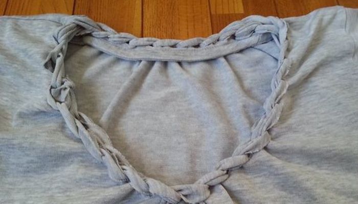 リメイクtシャツの作り方 おしゃれなアレンジまとめ 襟 袖 裾をdiy