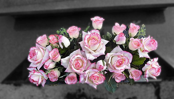布のお花の作り方 コテなしで簡単 ハギレ布でバラから和風花まで