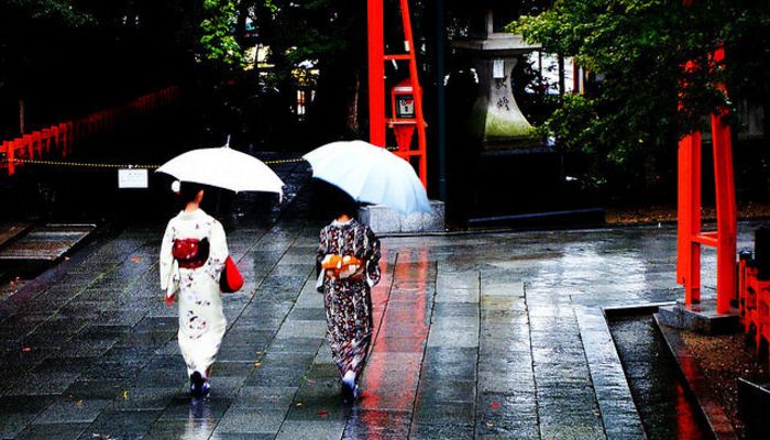 京都 デート 雨