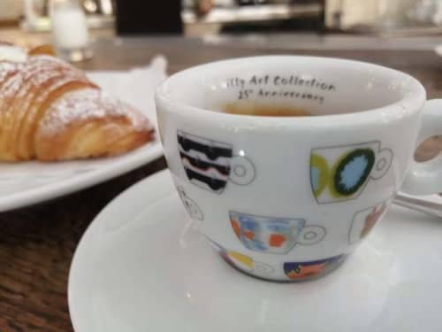 イタリア イリー