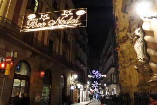 街角のクリスマスイルミネーション
