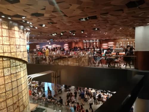 スターバックス リザーブ ロースタリー上海店内