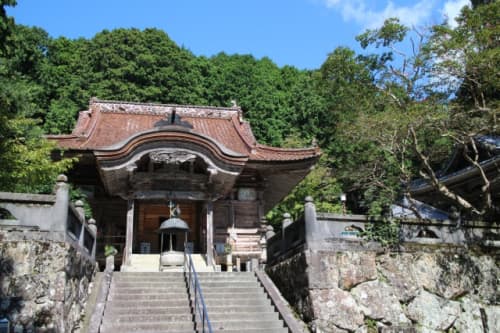 明石寺 本堂