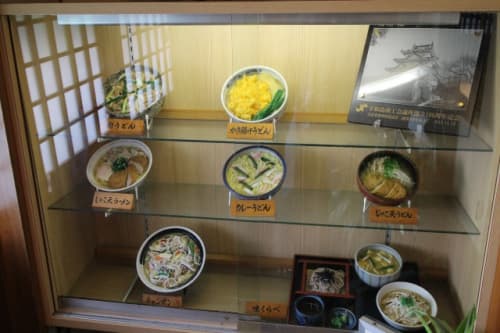 菊屋 ショーウインドー