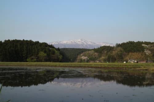 鳥海山　遠景