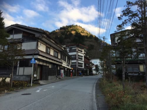 平湯温泉の街並み