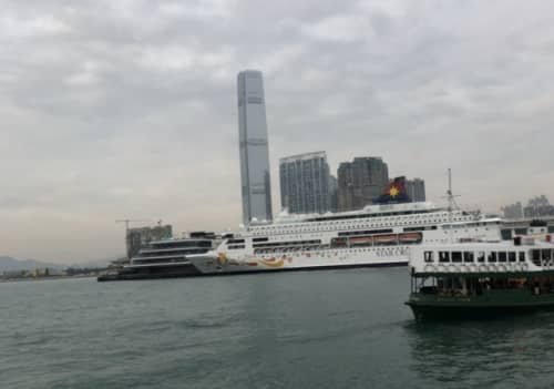 香港のオーシャンターミナル