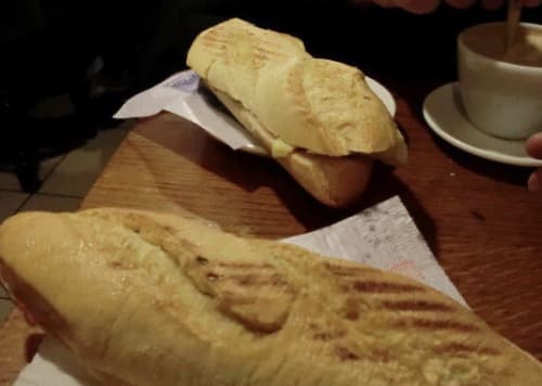 スペインの軽食 ボカディーリョ
