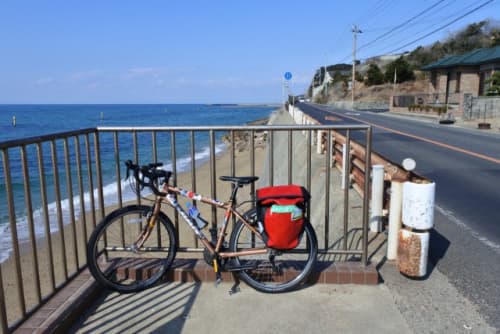 海と自転車