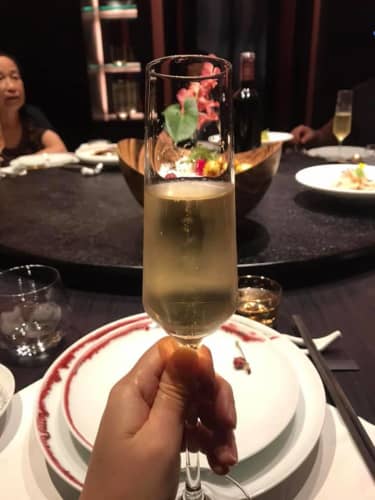 中国の文化を在住者が紹介 日本と違いすぎる食事マナーも 知っていないと恥をかく 中国の文化を在住者が紹介 日本と違いすぎる食事マナーも 知っていないと恥をかく